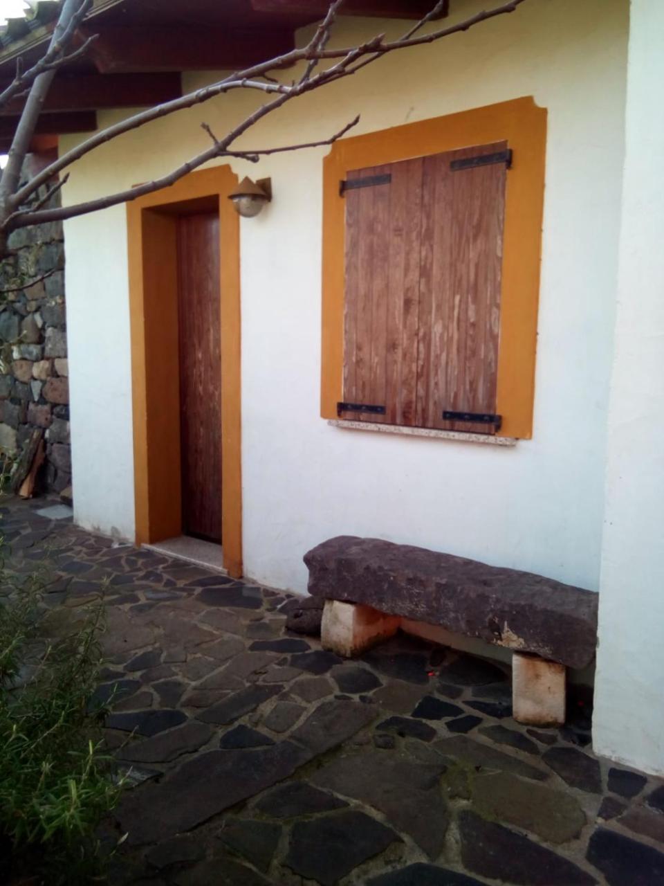 Agriturismo Su Nuratolu Villa Sagama ภายนอก รูปภาพ